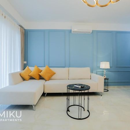 Miku Apartment - Glamorous 1Bedroom Apartment At Olympic Residence Tirana Exterior photo