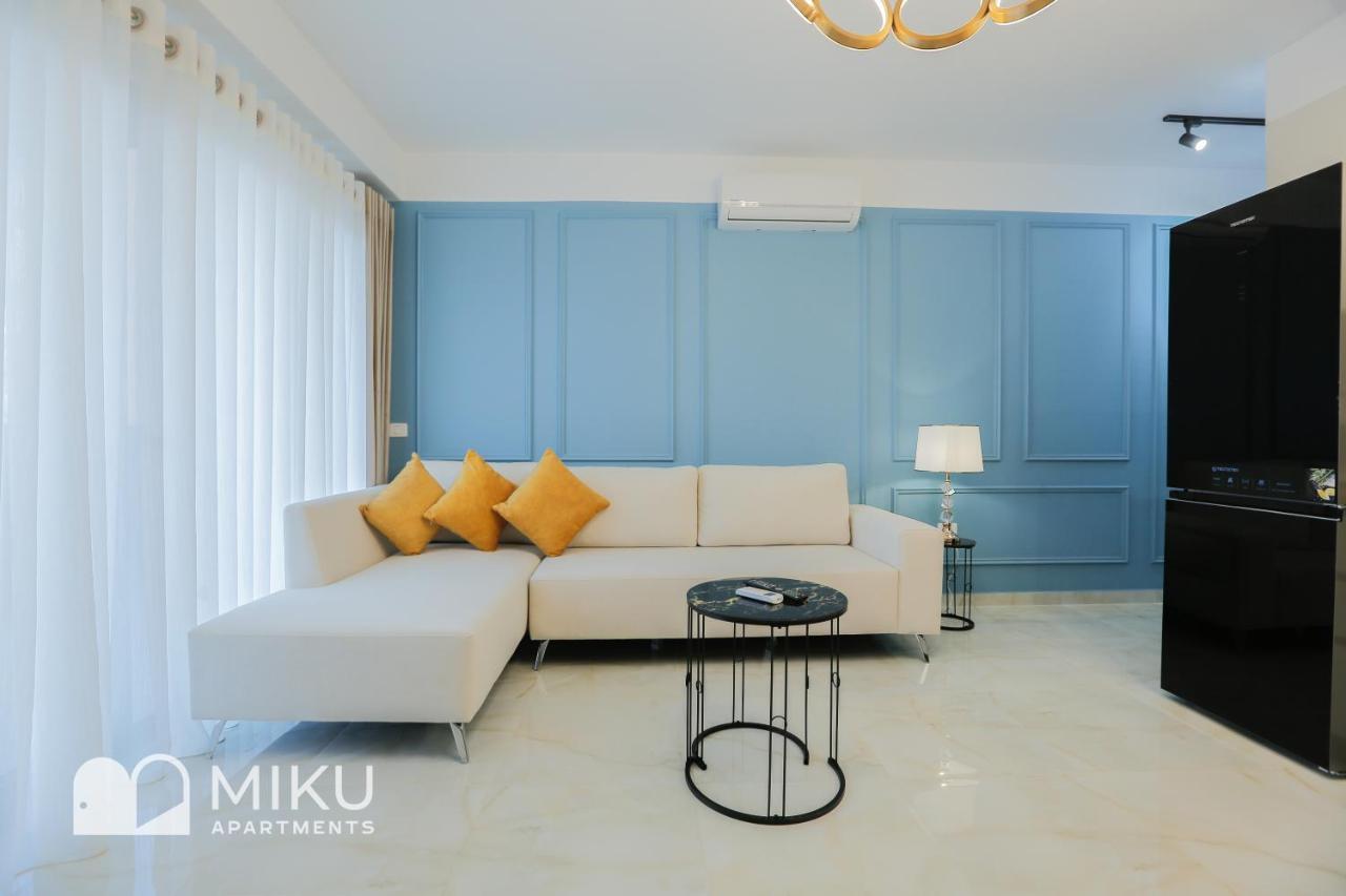Miku Apartment - Glamorous 1Bedroom Apartment At Olympic Residence Tirana Exterior photo
