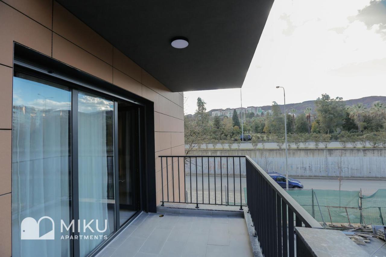 Miku Apartment - Glamorous 1Bedroom Apartment At Olympic Residence Tirana Exterior photo