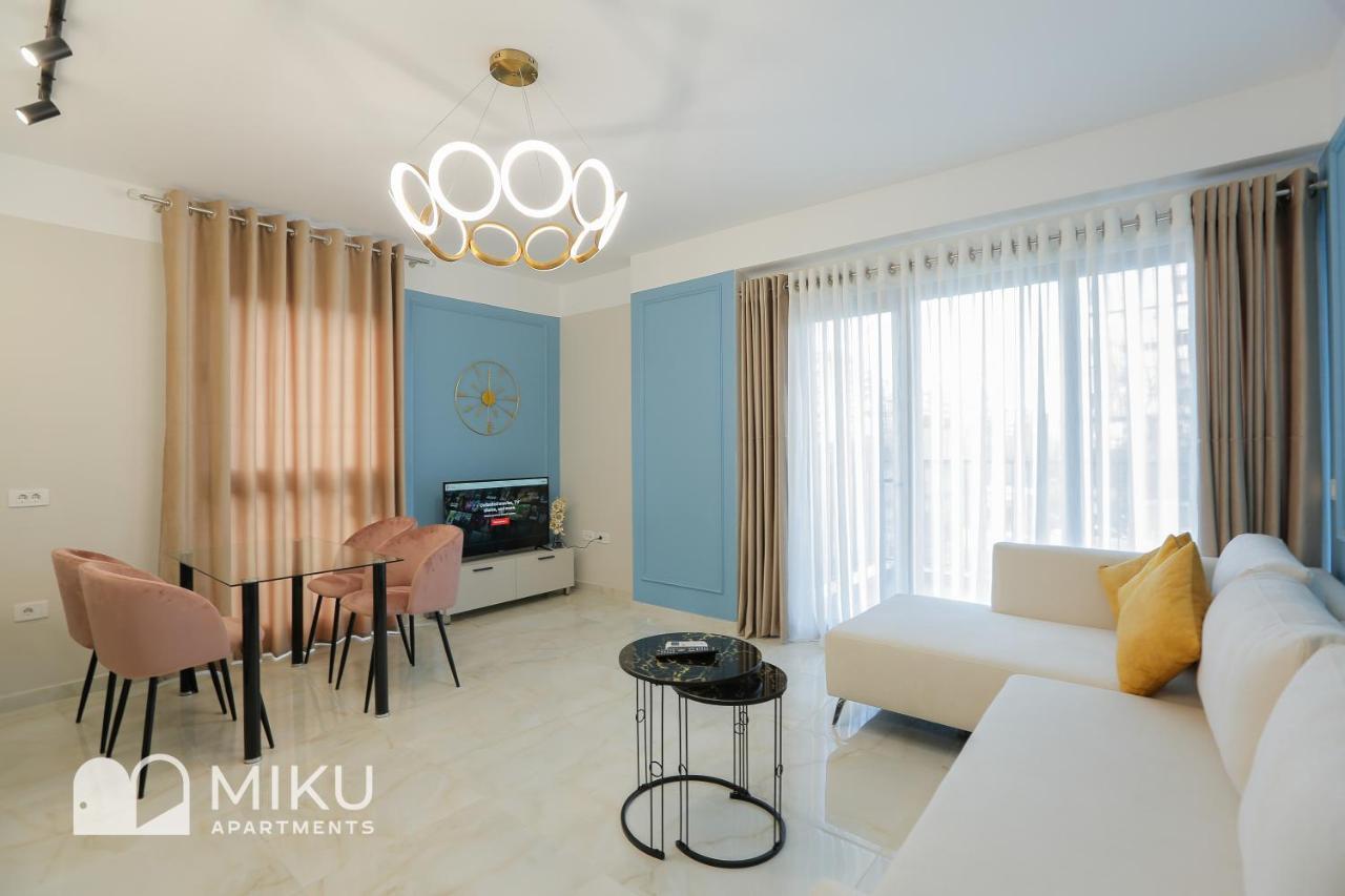 Miku Apartment - Glamorous 1Bedroom Apartment At Olympic Residence Tirana Exterior photo