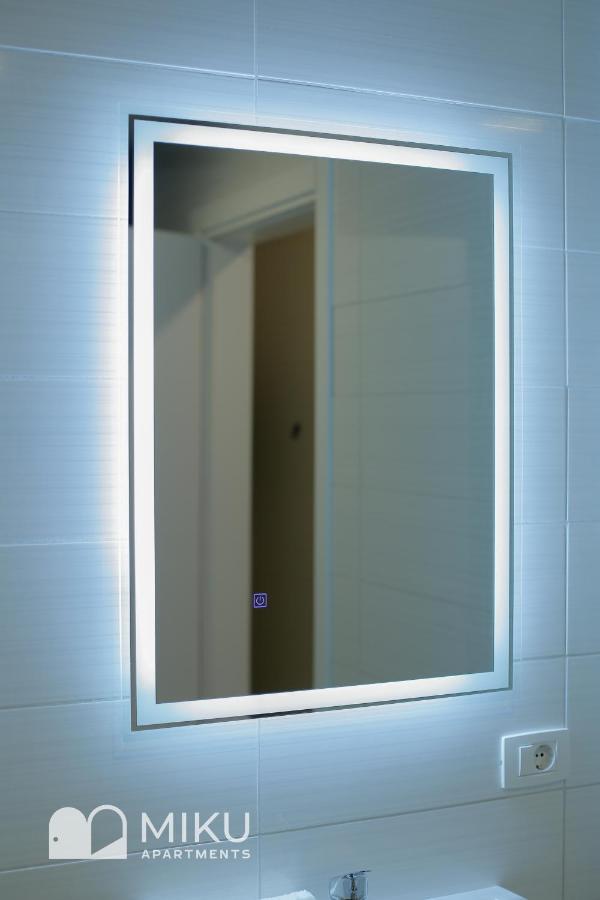 Miku Apartment - Glamorous 1Bedroom Apartment At Olympic Residence Tirana Exterior photo