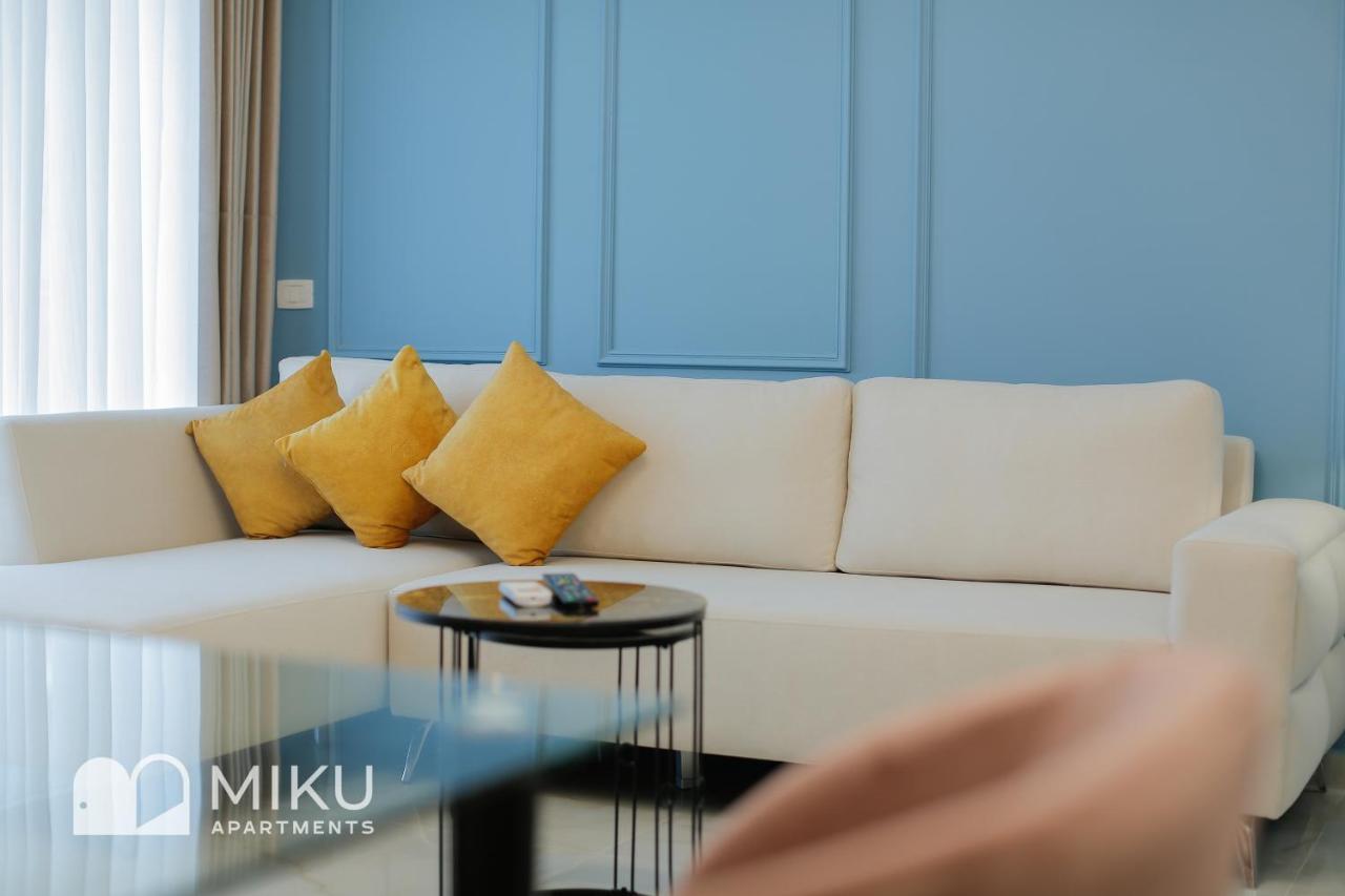 Miku Apartment - Glamorous 1Bedroom Apartment At Olympic Residence Tirana Exterior photo