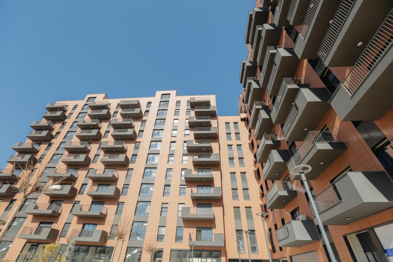 Miku Apartment - Glamorous 1Bedroom Apartment At Olympic Residence Tirana Exterior photo